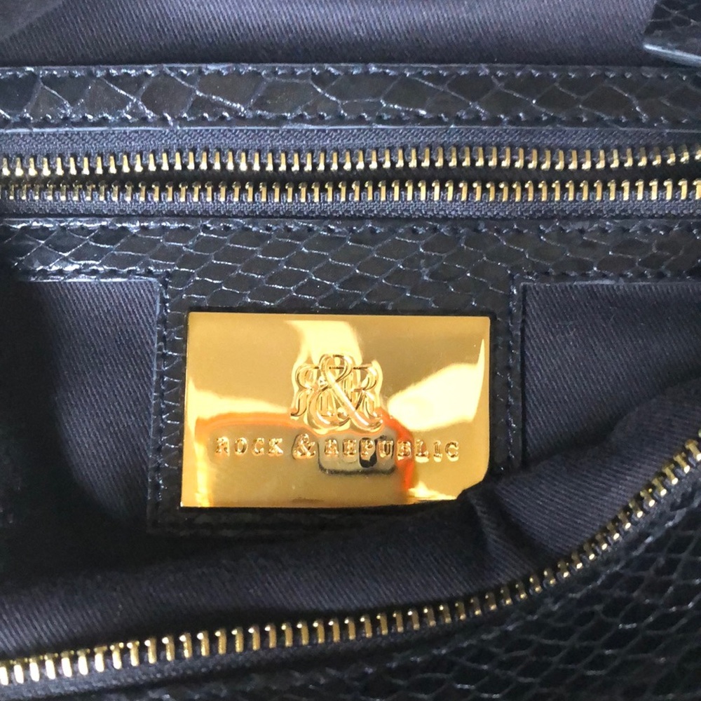 Rock & Republic snakeskin clutch - Picture 4 of 8